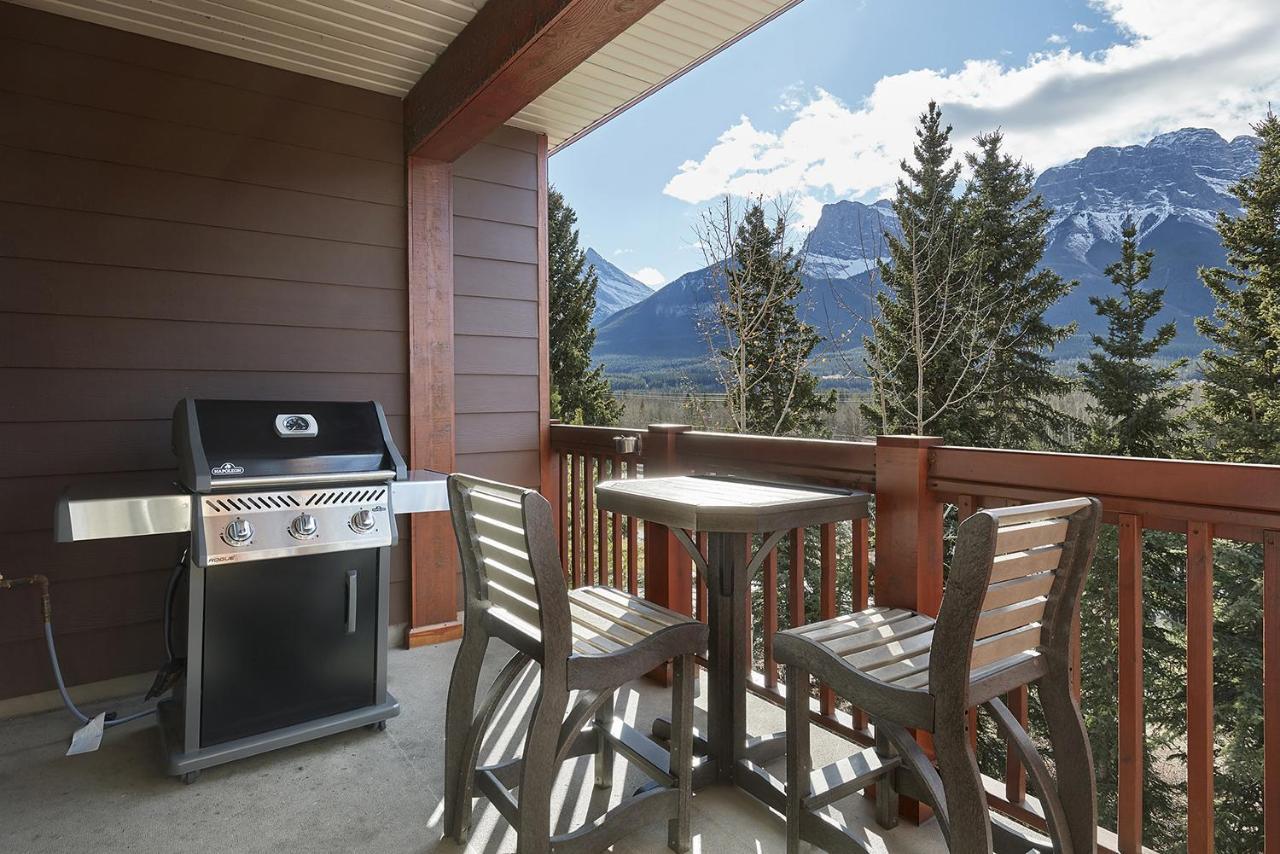 Mountain View Escape With Open Hot Tub, Views!! Villa Canmore Eksteriør bilde